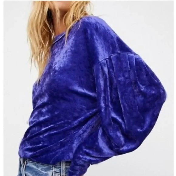 We the Free Milan Velvet Dolman Sleeve Top - Picture 1 of 7